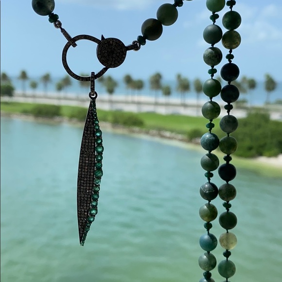 Monisha Melwani Emerald Green Beaded Necklace - Picture 4 of 4